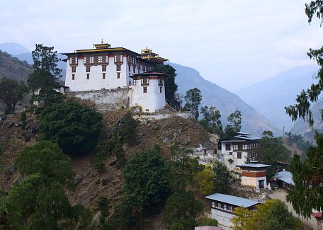 Lhuentse dzong